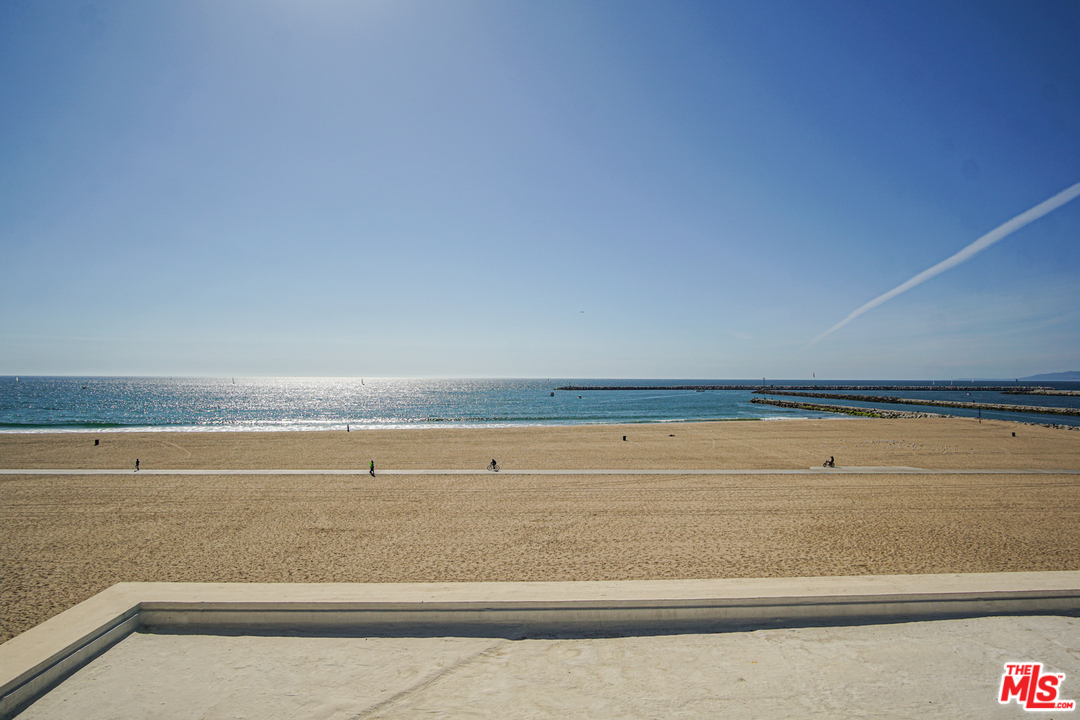6309 Ocean Front Walk, Unit 201 Playa del Rey, CA 90293 - Photo 21 of 24