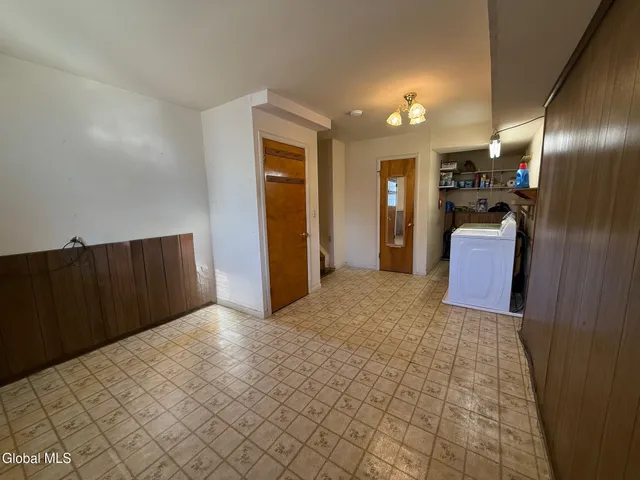 $289,000 | 6 Sunset View Avenue, Brunswick, NY 12180