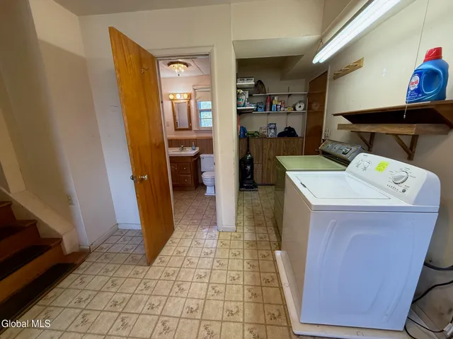 $289,000 | 6 Sunset View Avenue, Brunswick, NY 12180