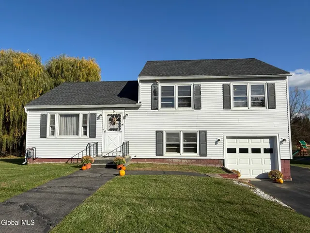 $289,000 | 6 Sunset View Avenue, Brunswick, NY 12180