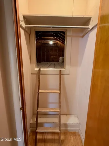 $289,000 | 6 Sunset View Avenue, Brunswick, NY 12180