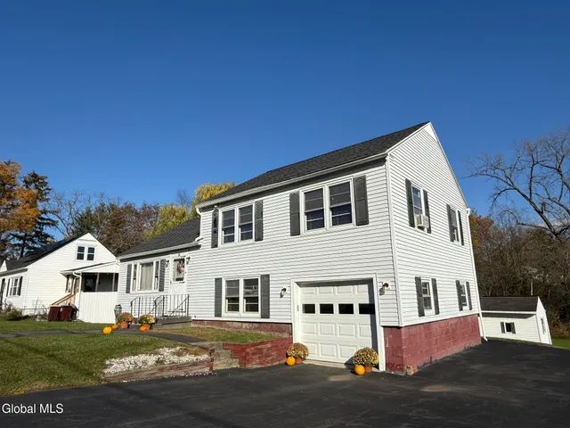 $289,000 | 6 Sunset View Avenue, Brunswick, NY 12180