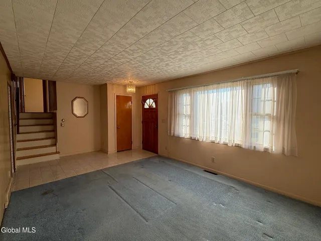 $289,000 | 6 Sunset View Avenue, Brunswick, NY 12180