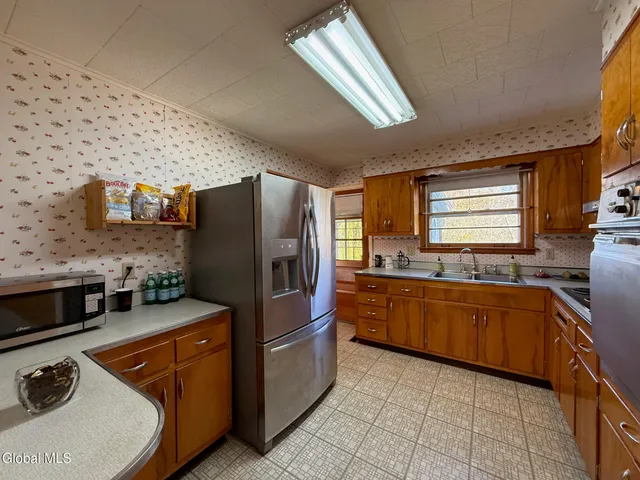 $289,000 | 6 Sunset View Avenue, Brunswick, NY 12180