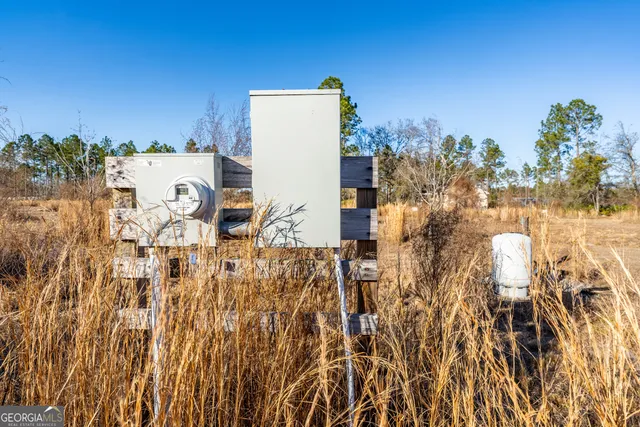 a view of mountain view with lots of trees