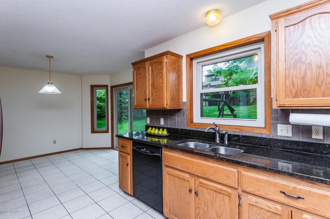 4419 Copperfield Lane Northwest Rochester, MN 55901 - Photo 6 of 28 Gallery Image 6