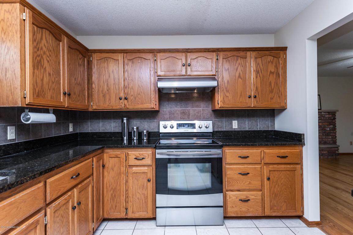 4419 Copperfield Lane Northwest Rochester, MN 55901 - Photo 7 of 28 Gallery Image 7