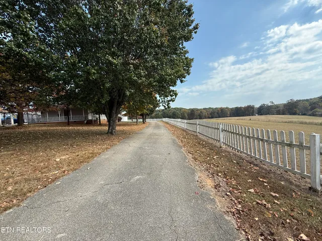 $1,100,000 | 714 Seed Tick Road 266, Philadelphia, TN 37846