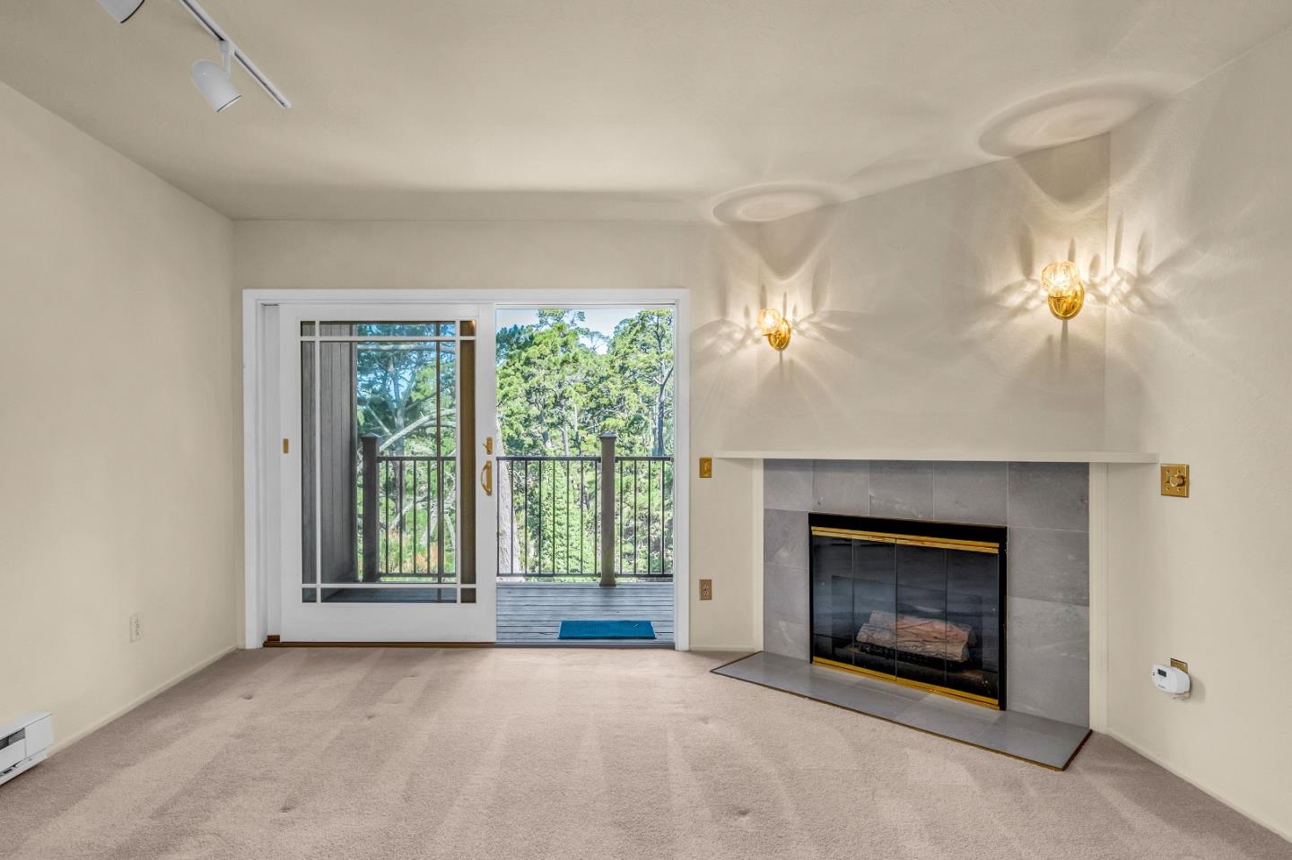 250 Forest Ridge Road, Unit 67 Monterey, CA 93940 - Photo 22 of 39 Gallery Image 22