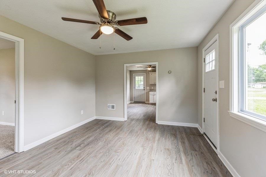 4365 East Carpenter Road Flint, MI 48506 - Photo 5 of 18