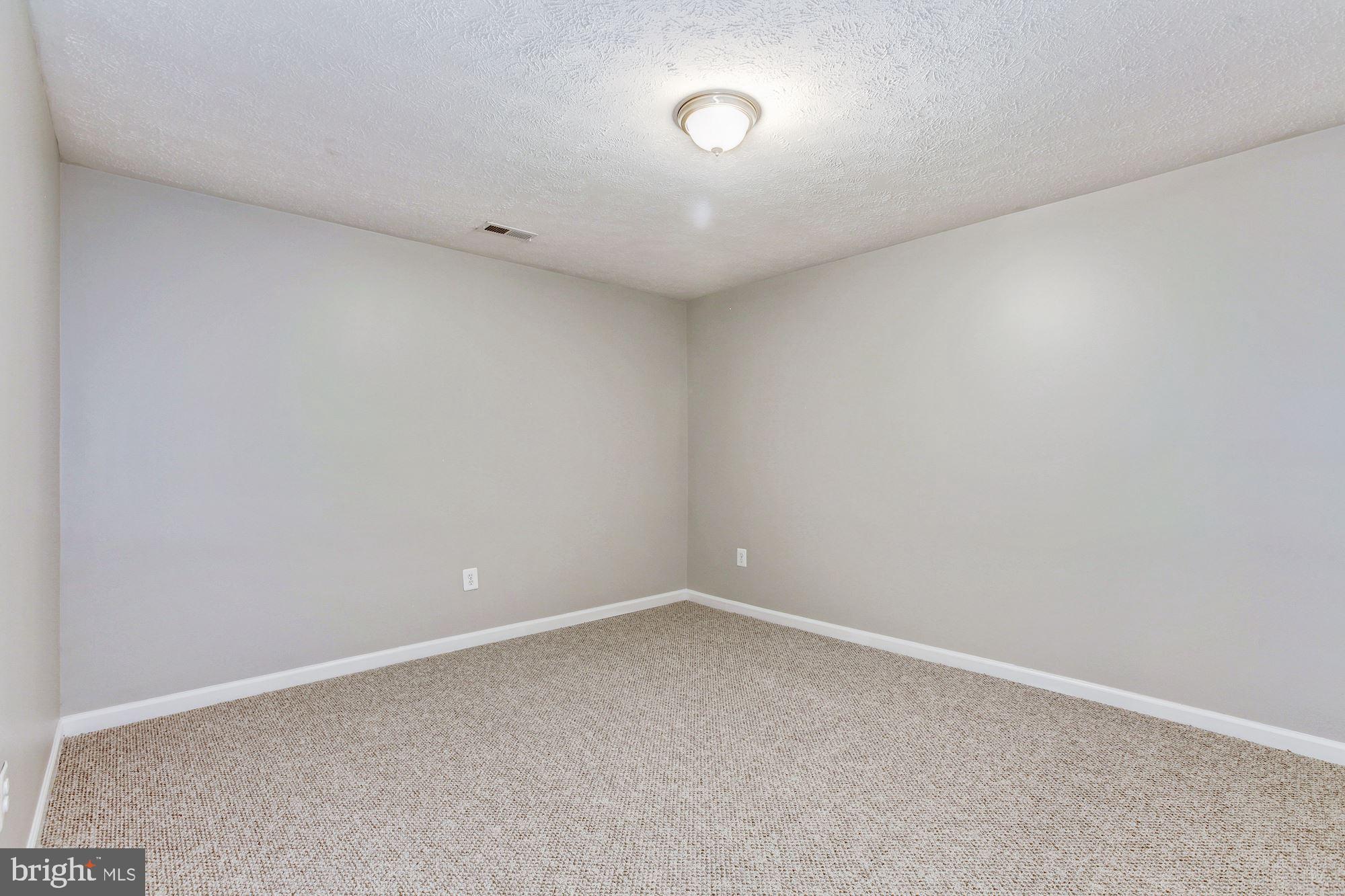 9709 Langley Road Baltimore, MD 21220 - Photo 28 of 31 Office