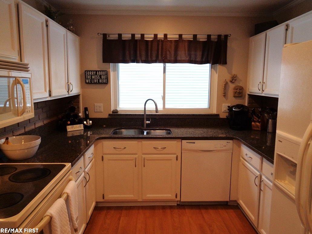 613 Bolinger Street Rochester Hills, MI 48307 - Photo 11 of 26