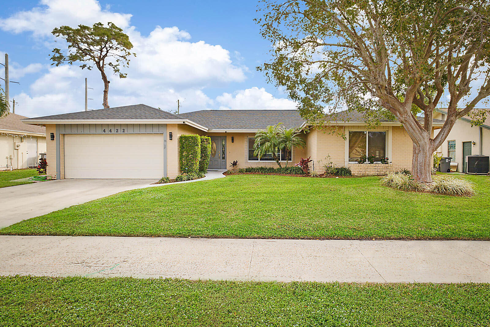 4422 Brandywine Drive Boca Raton, FL 33487 - Photo 2 of 21 01_4422_Brandywine_Drive1_mls
