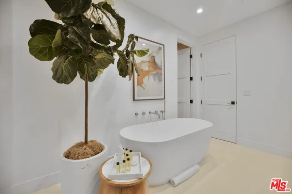 $23,950 | 4433 Kraft Avenue, Studio City, CA 91602