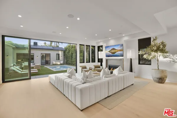 $23,950 | 4433 Kraft Avenue, Studio City, CA 91602