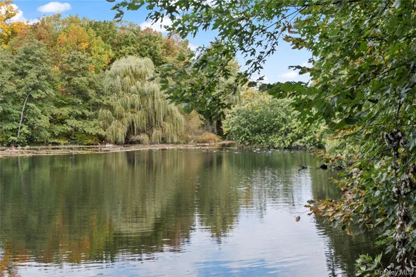 $1,595,000 | 1 Rivermere, Unit 5A, Bronxville, NY 10708