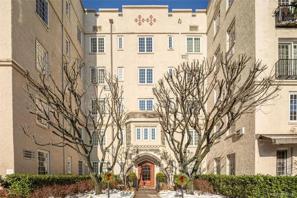 $1,595,000 | 1 Rivermere, Unit 5A, Bronxville, NY 10708