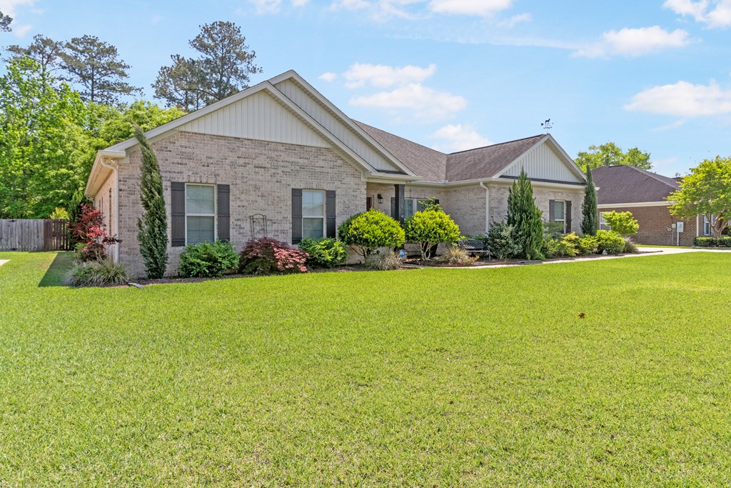 206 Cotton Ridge Lane Dothan, AL 36301 - Photo 2 of 41