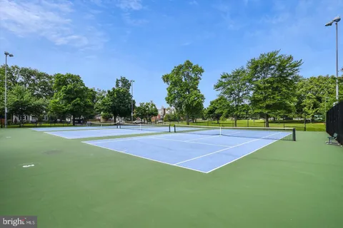 $375,000 | 1300 South Cleveland Street, Unit 364, Arlington, VA 22204