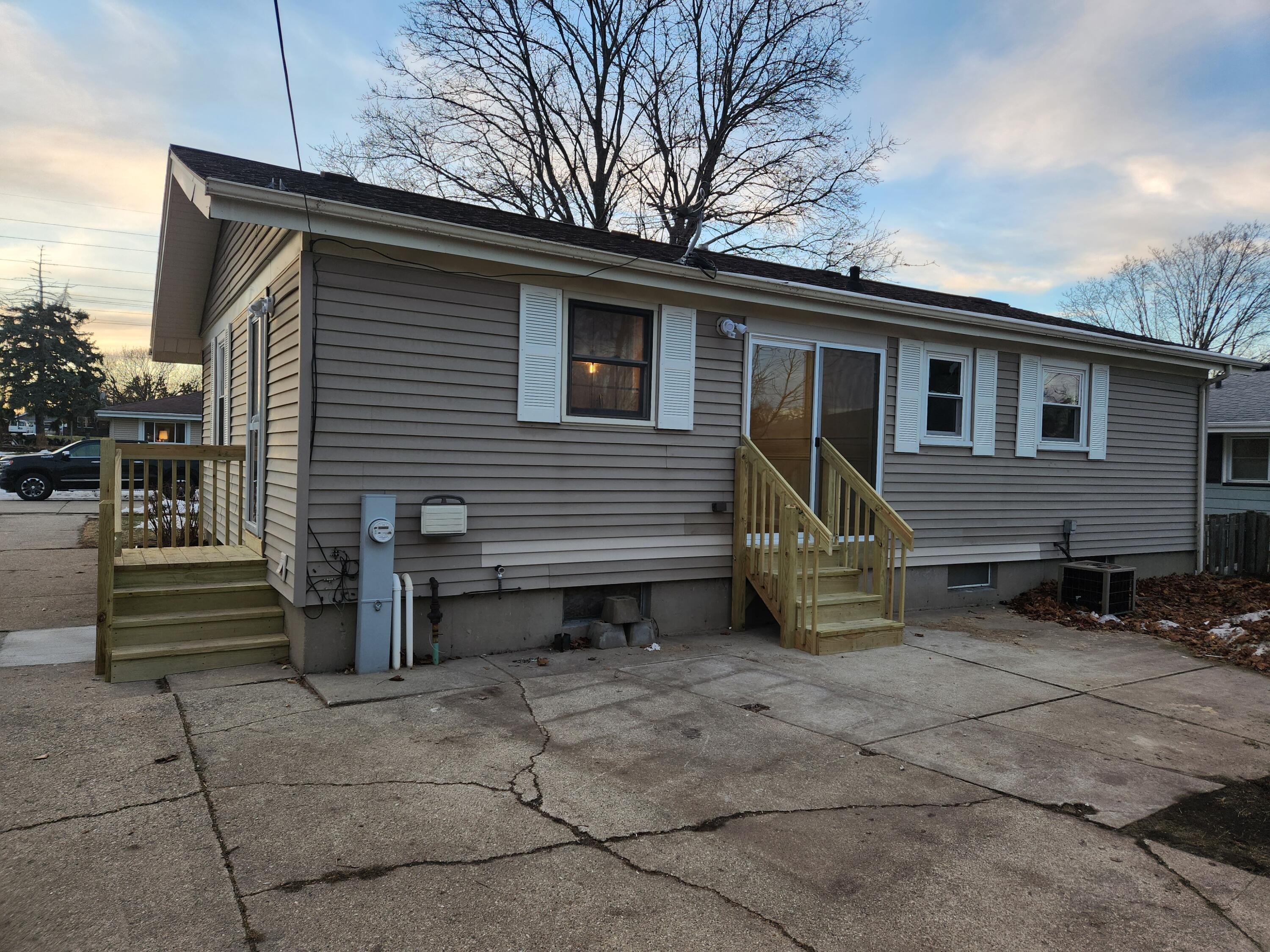 5609 55th Avenue Kenosha, WI 53144 - Photo 7 of 44 7) 66253-694741d268806