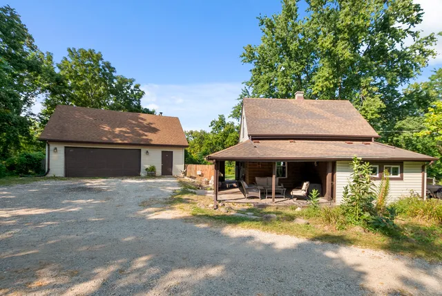 $339,000 | 331 Old Hickory Road, New Lenox, IL 60451