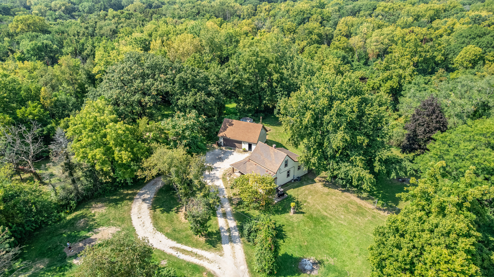 331 Old Hickory Road New Lenox, IL 60451 - Photo 4 of 32 Gallery Image 4