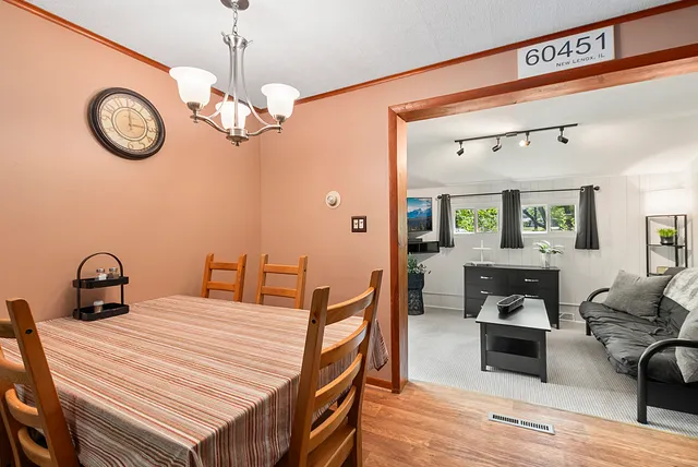 $339,000 | 331 Old Hickory Road, New Lenox, IL 60451