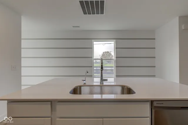 $2,350 | 3 Honor Drive, Lebanon, IN 46052