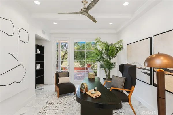 $9,995,000 | 21 Lochmoor Lane, Newport Beach, CA 92660