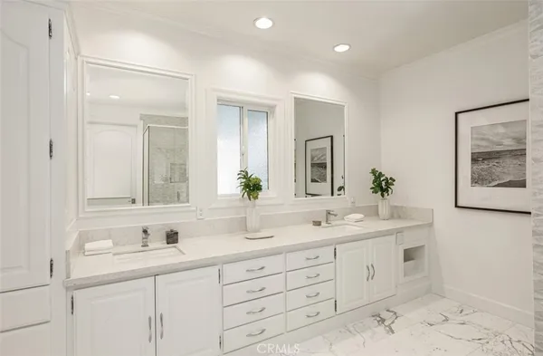 $9,995,000 | 21 Lochmoor Lane, Newport Beach, CA 92660