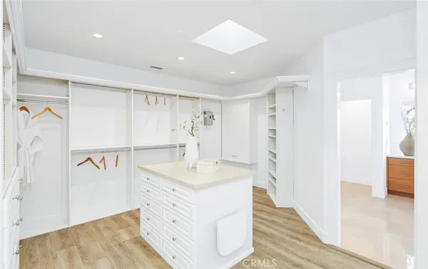 $9,995,000 | 21 Lochmoor Lane, Newport Beach, CA 92660
