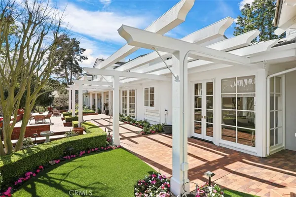 $9,995,000 | 21 Lochmoor Lane, Newport Beach, CA 92660
