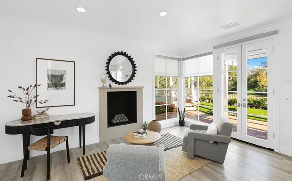 $9,995,000 | 21 Lochmoor Lane, Newport Beach, CA 92660
