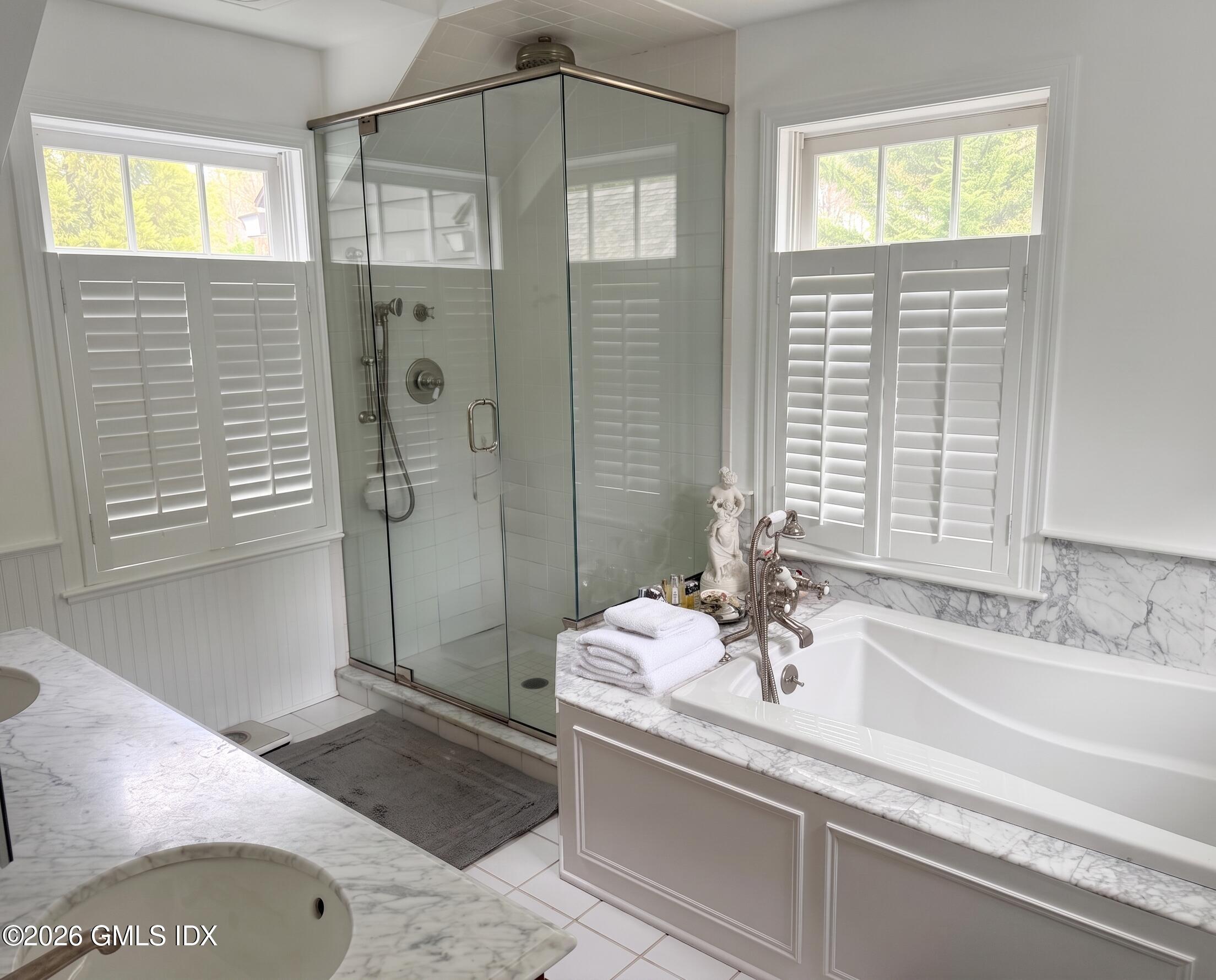 48 Goodwives River Road Darien, CT 06820 - Photo 15 of 20 48 Goodwives - Primary Bath 2 EH