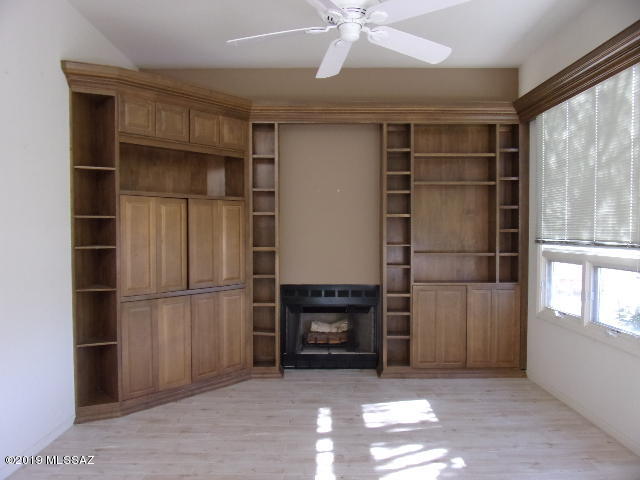 5425 North Cres Ridge Drive Tucson, AZ 85718 - Photo 2 of 31