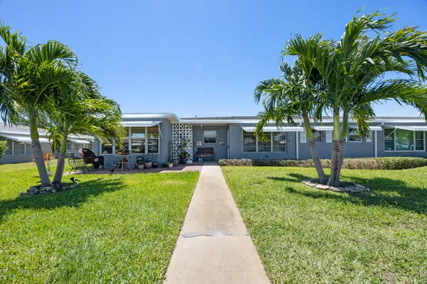 $164,900 | 150 South Boulevard, Unit B, Boynton Beach, FL 33435
