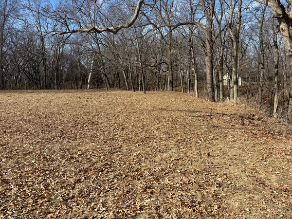 $3,800 | 595 Cardinal Drive, Varna, IL 61375