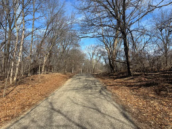 $3,800 | 595 Cardinal Drive, Varna, IL 61375