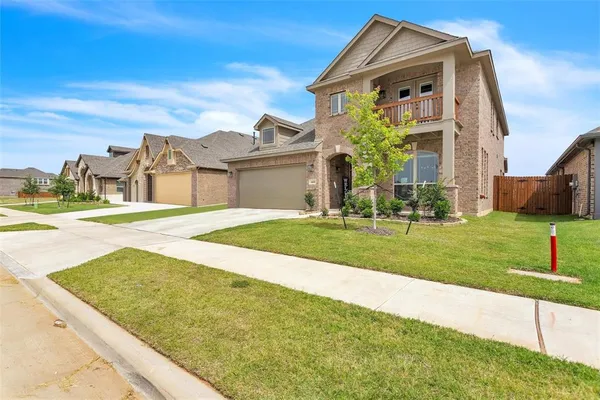 $475,000 | 4444 Blue Mist Drive, Crowley, TX 76036