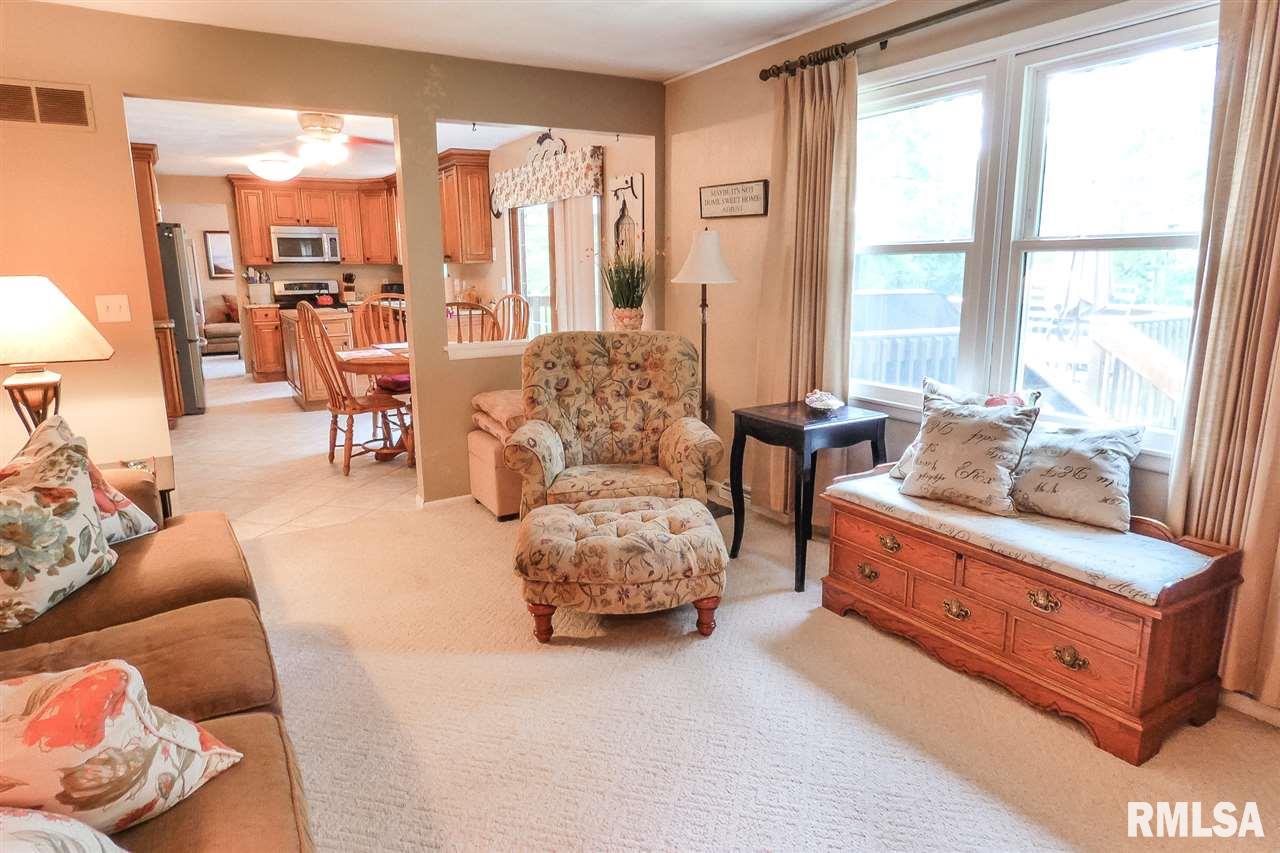 1609 Upper Spring Bay Road Metamora, IL 61548 - Photo 11 of 35