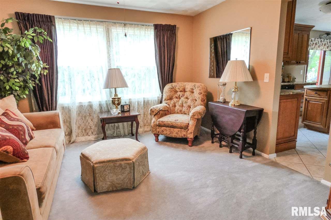 1609 Upper Spring Bay Road Metamora, IL 61548 - Photo 13 of 35