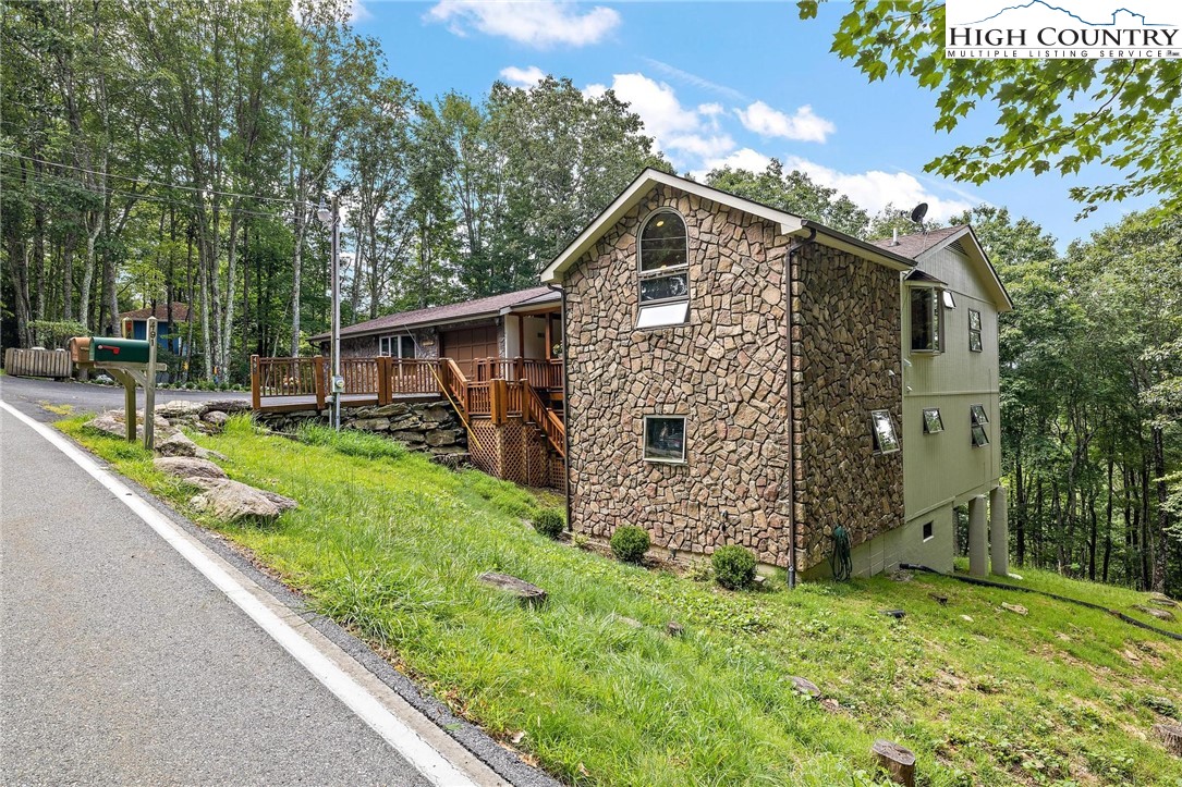 498 St Andrews Road Beech Mountain, NC 28604 - Photo 7 of 31 Gallery Image 7