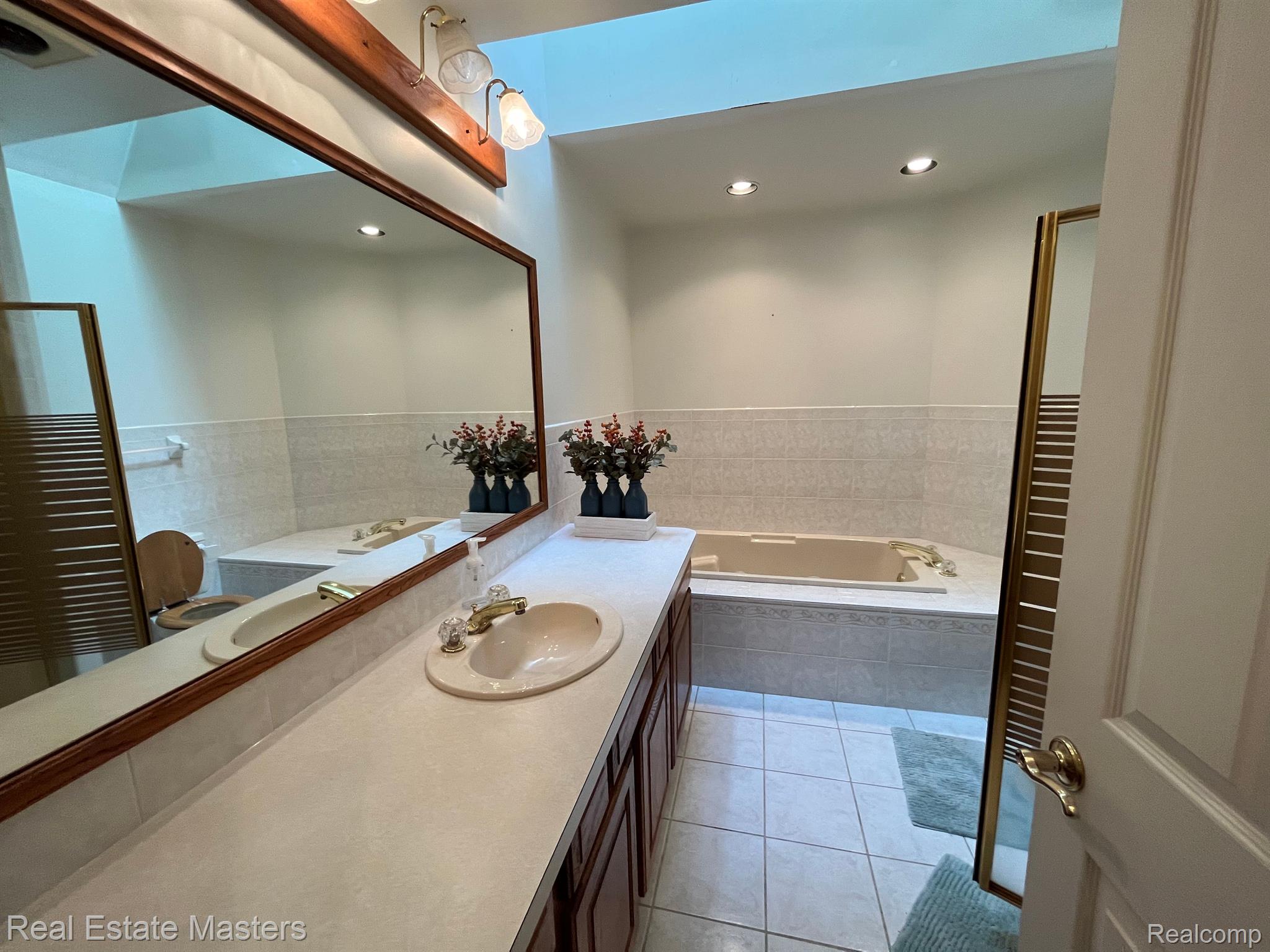 7755 Kendall Road Columbus, MI 48063 - Photo 16 of 24 Gallery Image 16