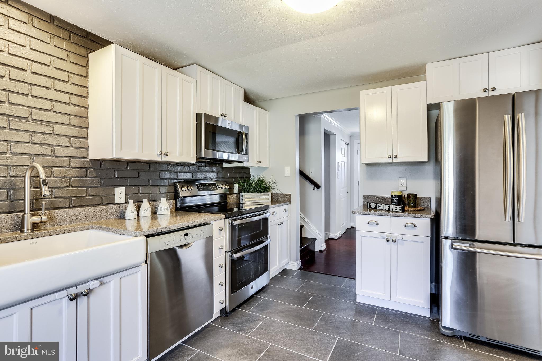 7843 Metacomet Road Hanover, MD 21076 - Photo 3 of 33 Gallery Image 3