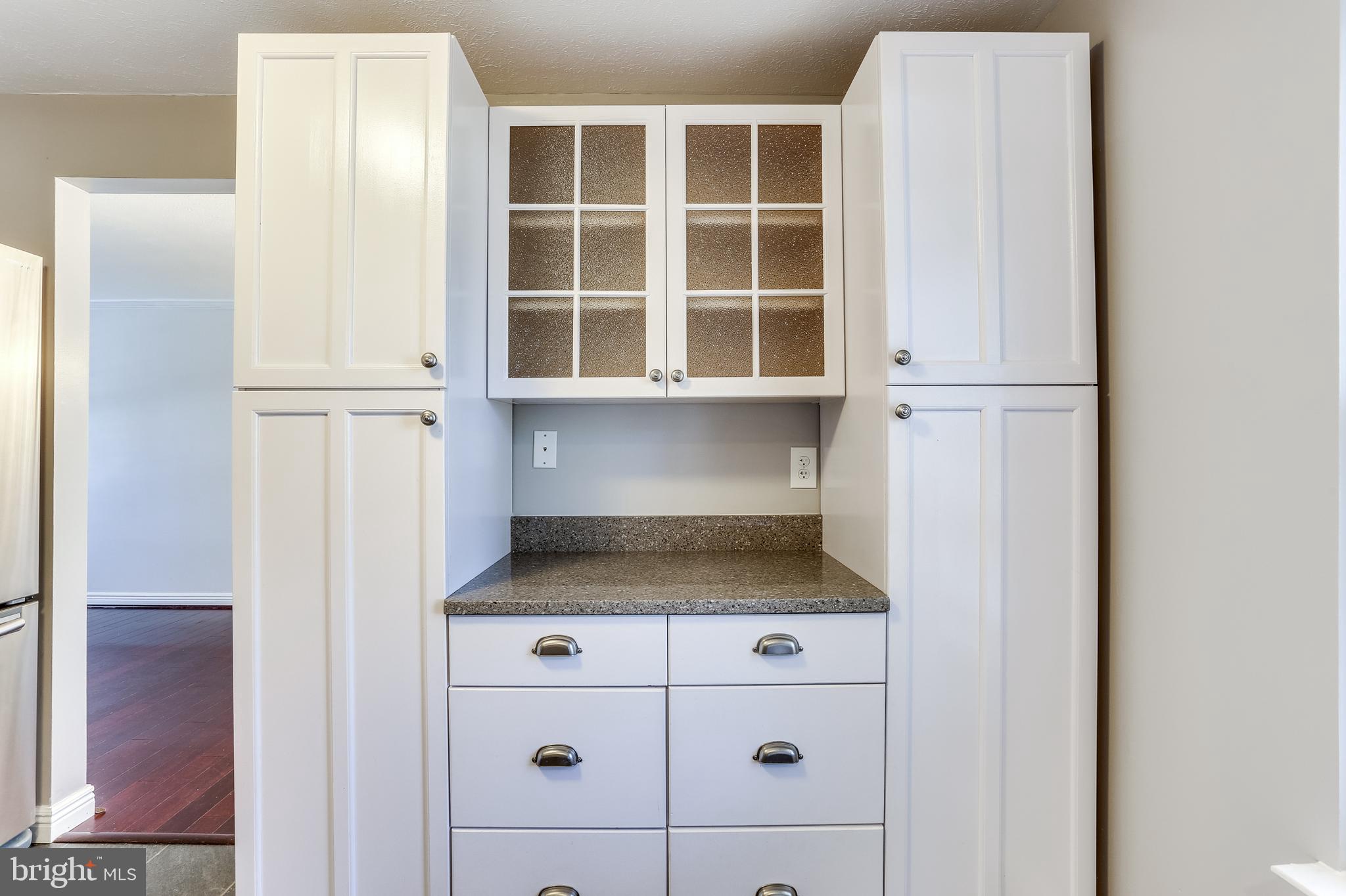 7843 Metacomet Road Hanover, MD 21076 - Photo 5 of 33 Additional counter and cabinet space.