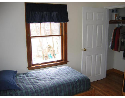 19 Oakvale Road Framingham, MA 01701 - Photo 7 of 16