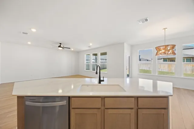 $477,550 | 4930 Herculaneum Lane, Round Rock, TX 78665