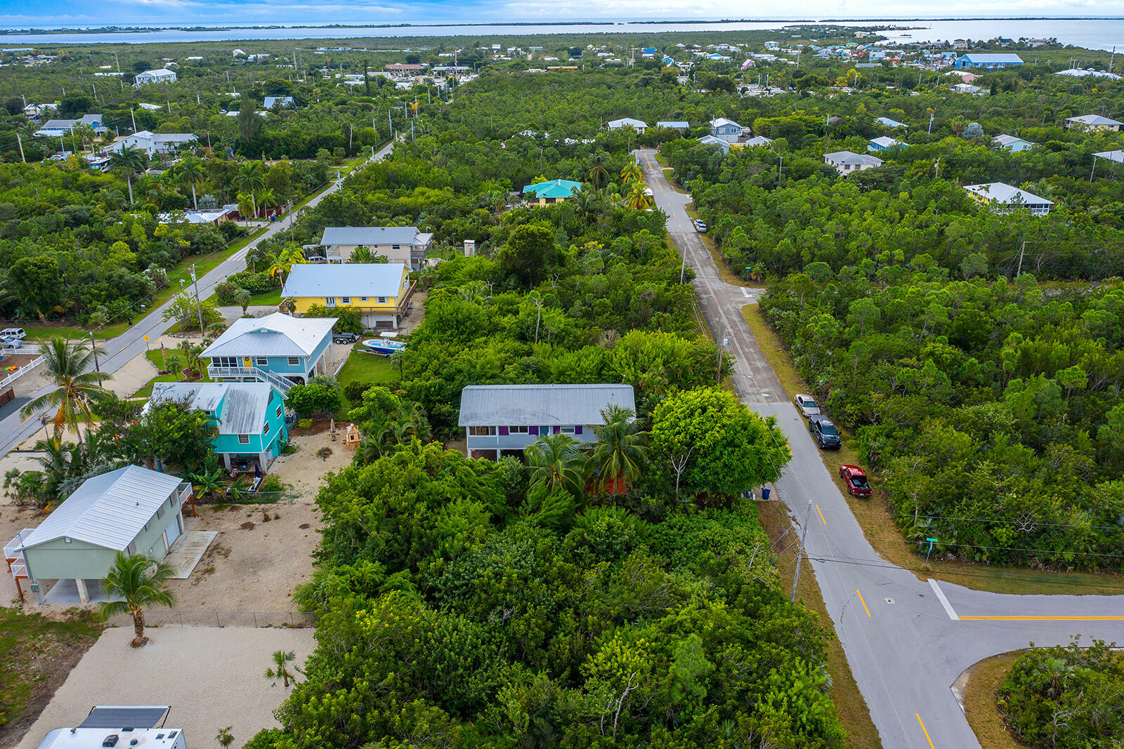 339 Sunrise Road Big Pine Key, FL 33043 - Photo 3 of 34 339 Sunrise Rd (web) 012