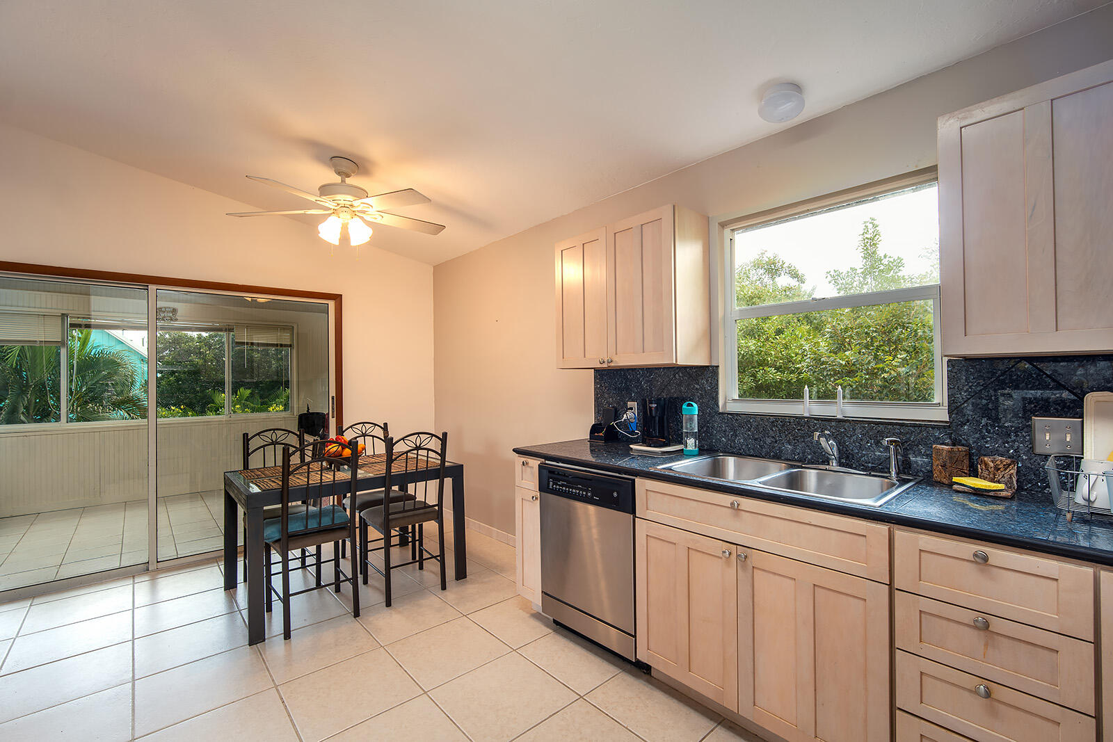 339 Sunrise Road Big Pine Key, FL 33043 - Photo 25 of 34 339 Sunrise Rd (web) 058