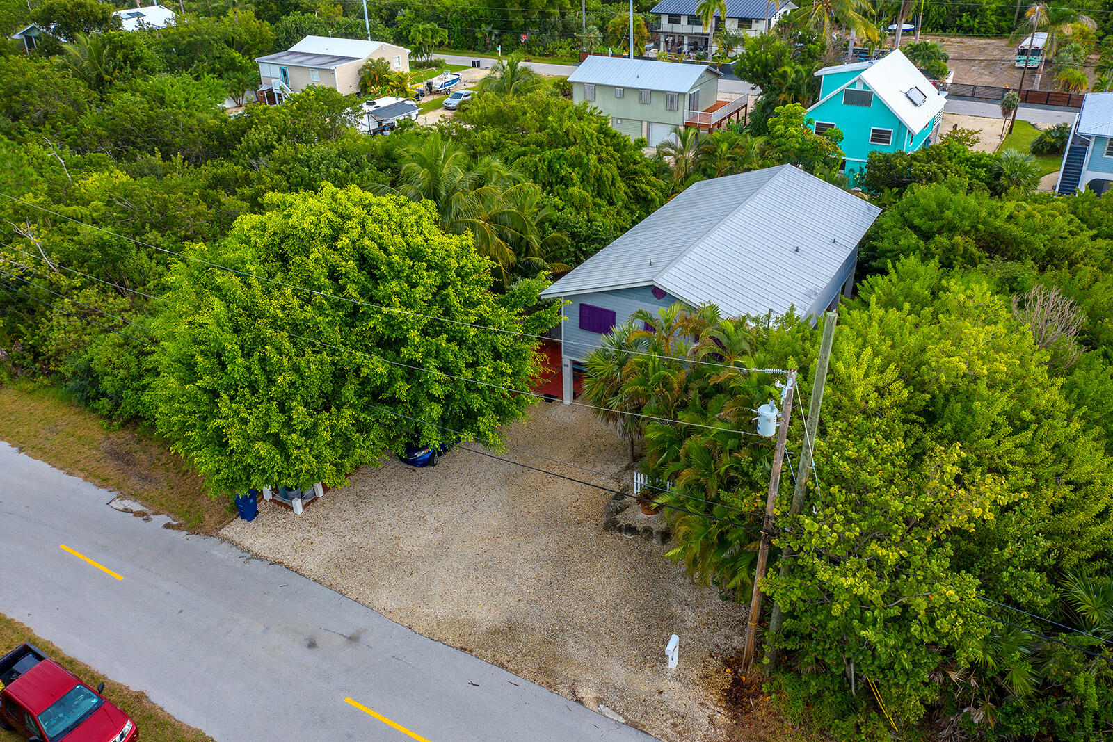 339 Sunrise Road Big Pine Key, FL 33043 - Photo 4 of 34 339 Sunrise Rd (web) 014